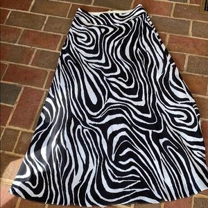 Black and white Size 4 black/white Maxi Skirt
